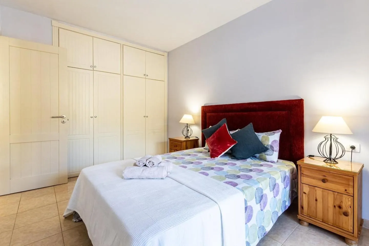 Peaceful One Bedroom Apartment Пуэрто-де-Сантьяго