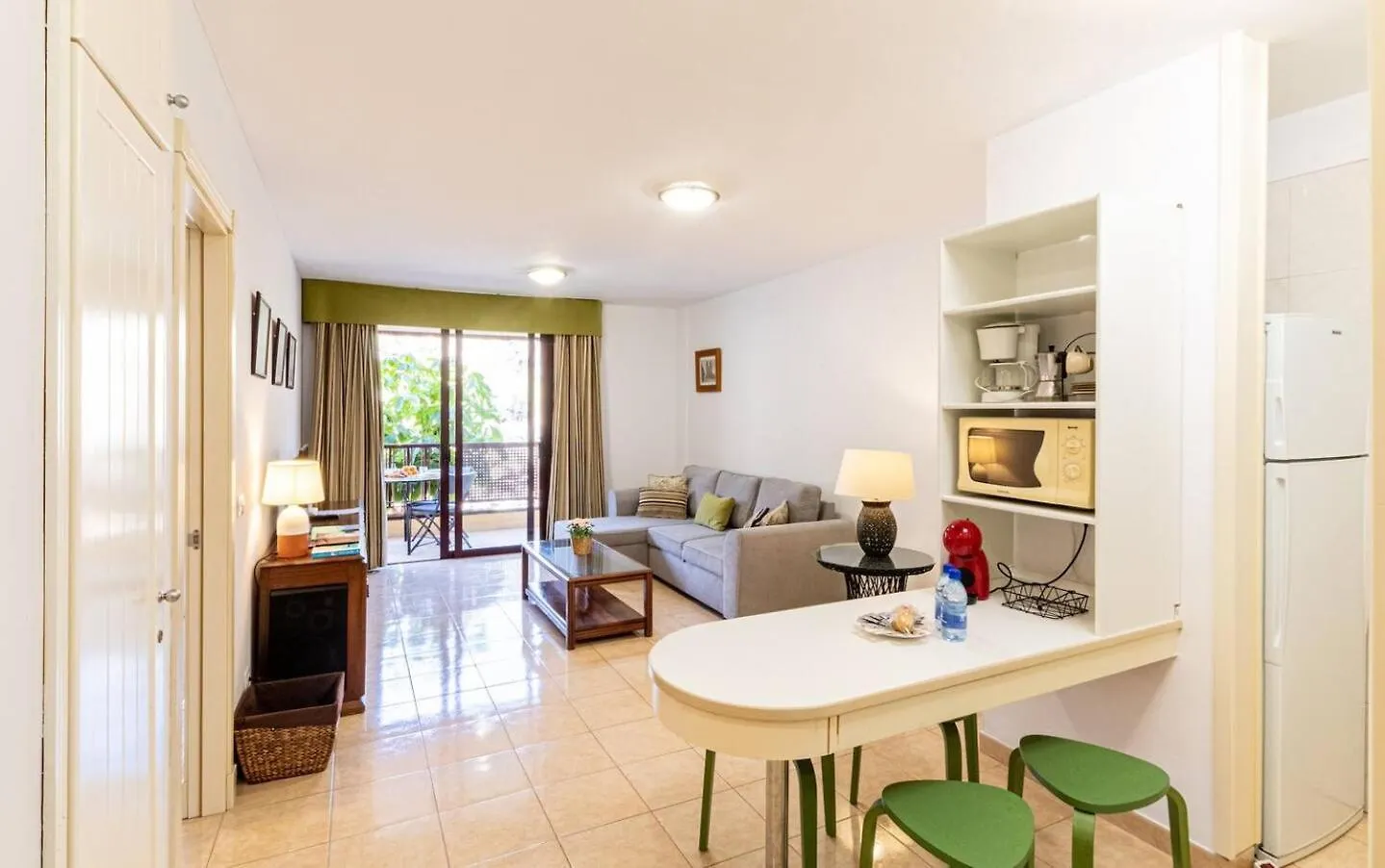 Peaceful One Bedroom Apartment Пуэрто-де-Сантьяго
